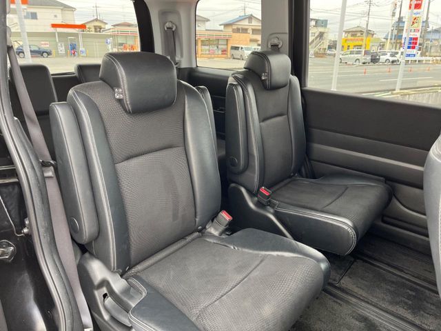 HONDA STEPWAGON SPADA 2013 Image 31