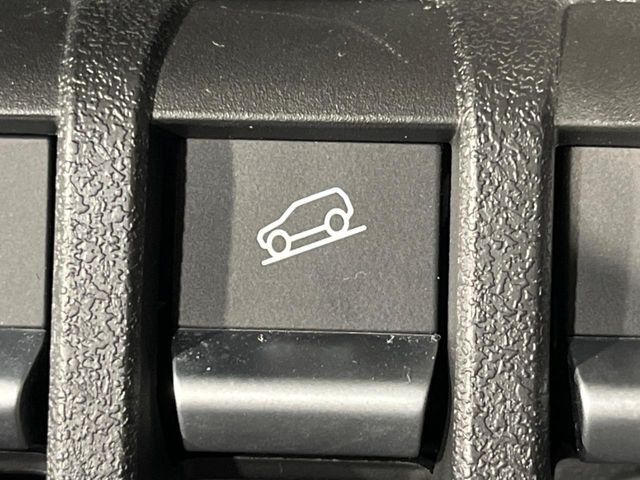 SUZUKI JIMNY NOMADE 2025 Image 31