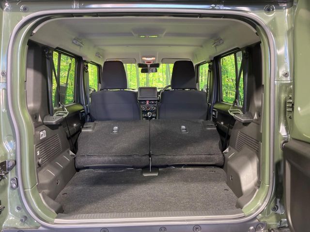 SUZUKI JIMNY NOMADE 2025 Image 31