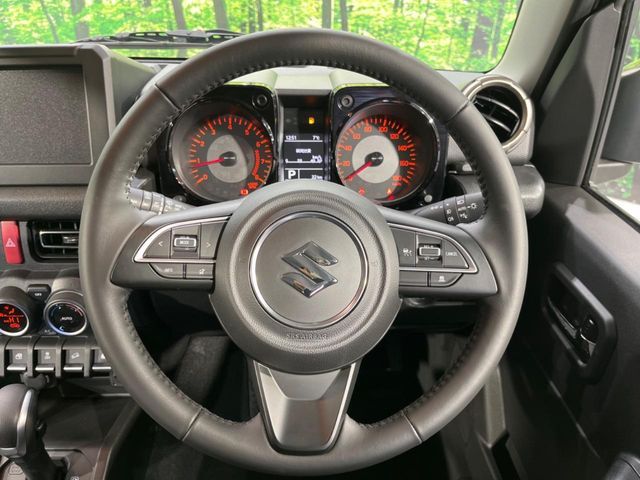 SUZUKI JIMNY NOMADE 2025 Image 31