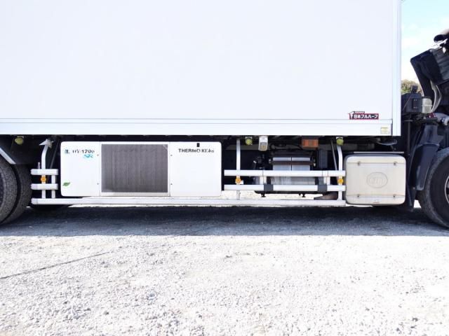 NISSAN DIESEL QUON 2014 Image 31