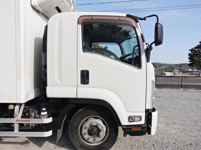 ISUZU FORWARD 2015 Image 31