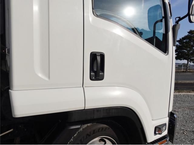 ISUZU FORWARD 2016 Image 31