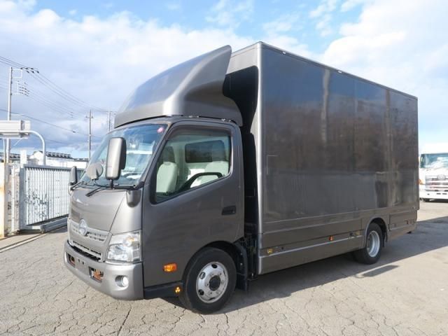 HINO DUTRO 2017 Image 31