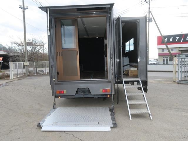 HINO DUTRO 2017 Image 31