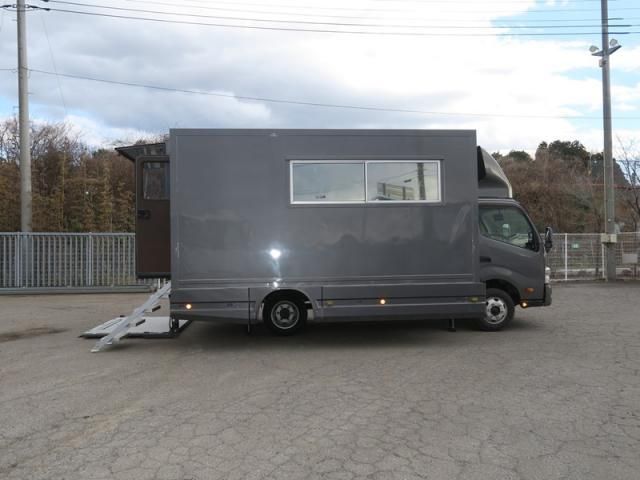 HINO DUTRO 2017 Image 31