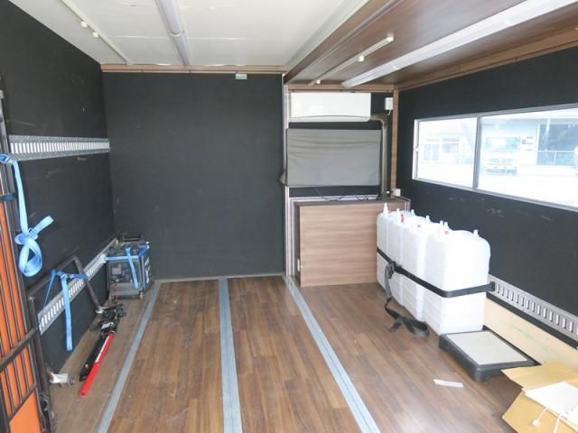 HINO DUTRO 2017 Image 31