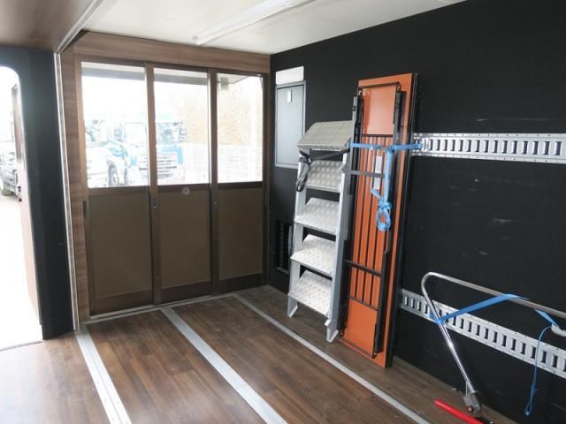 HINO DUTRO 2017 Image 31