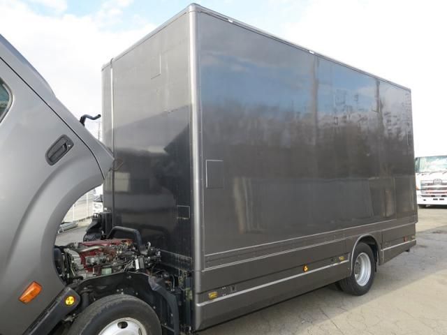 HINO DUTRO 2017 Image 31