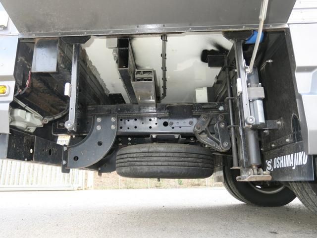 HINO DUTRO 2017 Image 31