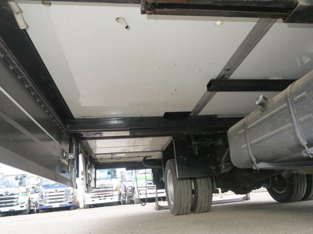 HINO DUTRO 2017 Image 31