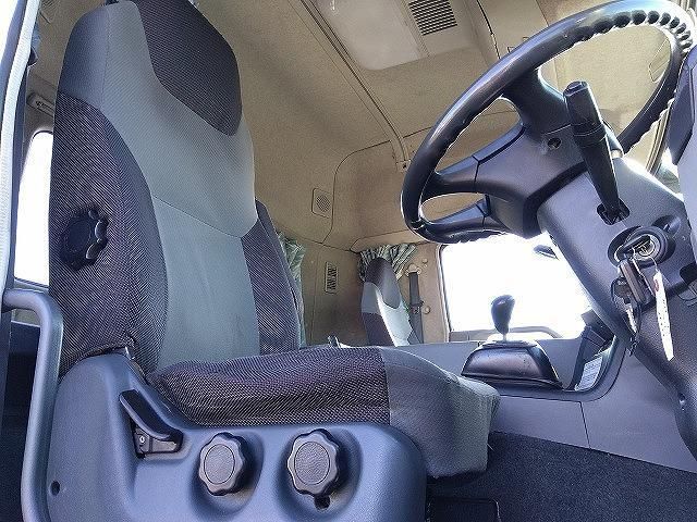 MITSUBISHI FUSOU SUPER GREAT 2017 Image 31