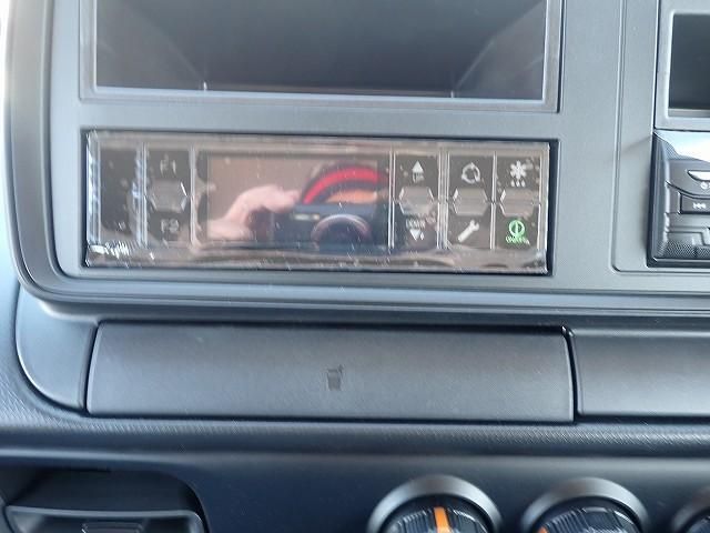 MITSUBISHI CANTER 2025 Image 31