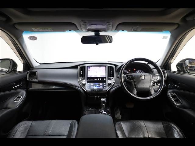 TOYOTA CROWN SEDAN HYBRID 2013 Image 31