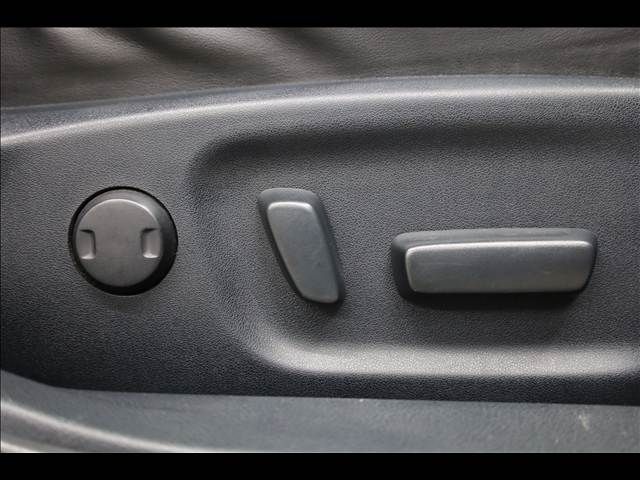 TOYOTA CROWN SEDAN HYBRID 2013 Image 31