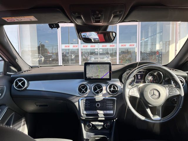 MERCEDES BENZ GLA CL 2018 Image 31