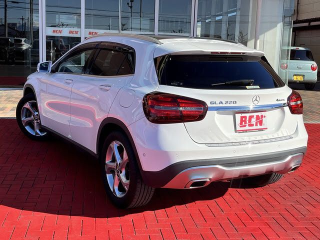 MERCEDES BENZ GLA CL 2018 Image 31