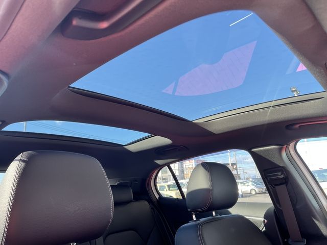 MERCEDES BENZ GLA CL 2018 Image 31