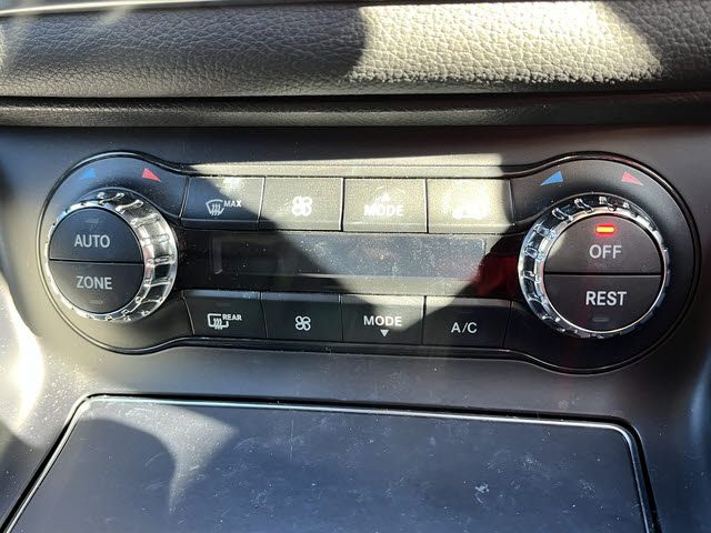 MERCEDES BENZ GLA CL 2018 Image 31