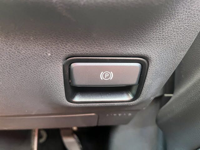 MERCEDES BENZ GLA CL 2018 Image 31