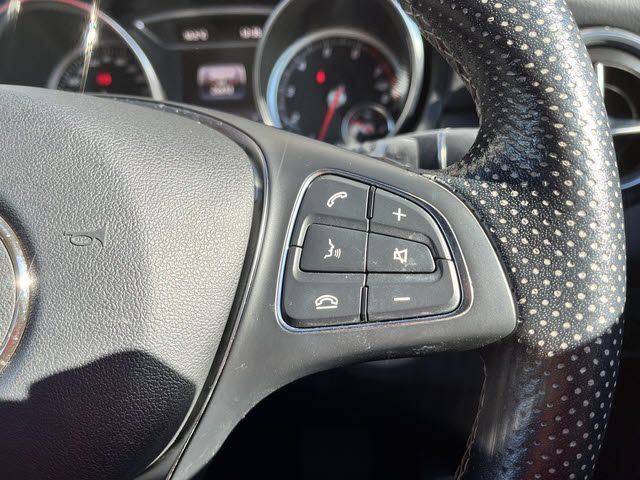 MERCEDES BENZ GLA CL 2018 Image 31