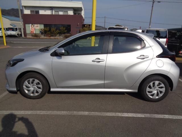 TOYOTA YARIS HYBRID 2021 Image 31