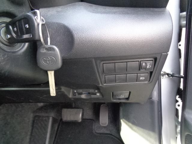 TOYOTA YARIS HYBRID 2021 Image 31