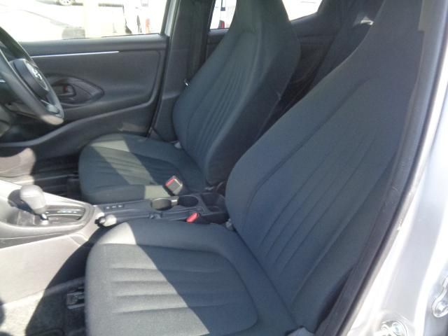 TOYOTA YARIS HYBRID 2021 Image 31