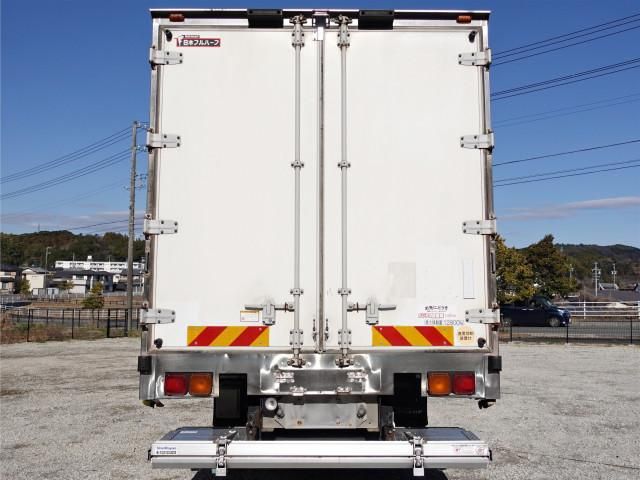 NISSAN DIESEL QUON 2014 Image 31