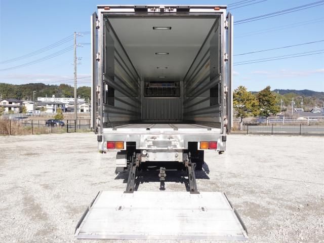 NISSAN DIESEL QUON 2014 Image 31