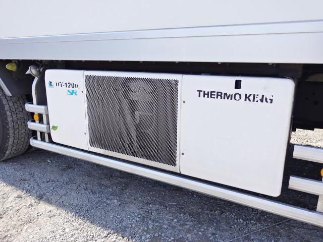 NISSAN DIESEL QUON 2014 Image 31