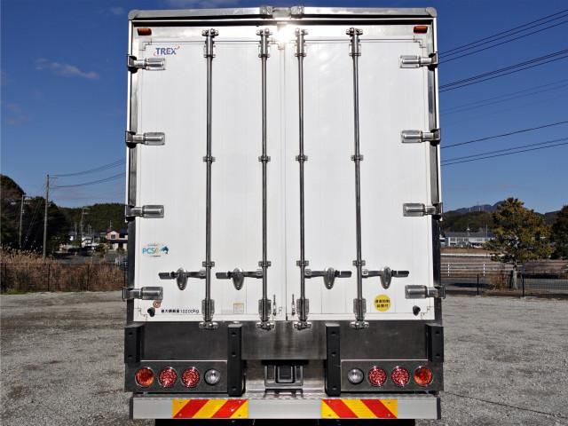 HINO PROFIA 2016 Image 31