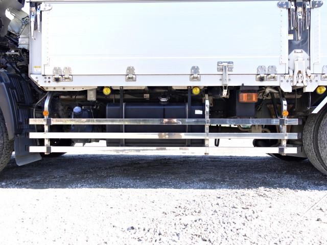 HINO PROFIA 2016 Image 31