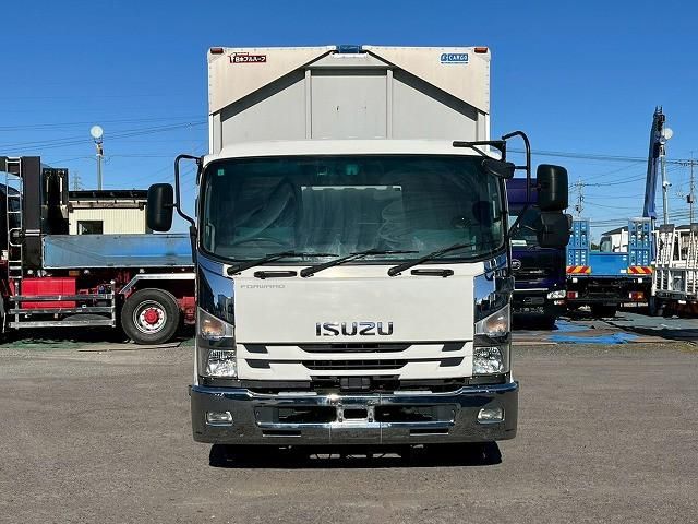 ISUZU FORWARD 2018 Image 31