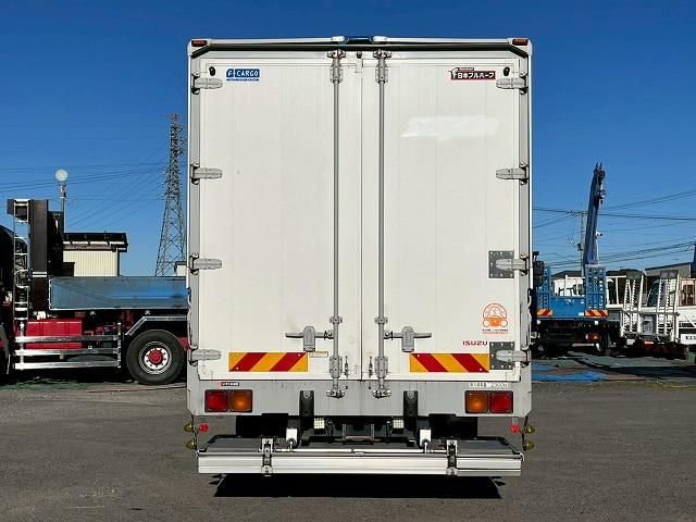 ISUZU FORWARD 2018 Image 31