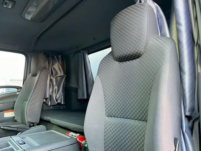 ISUZU FORWARD 2018 Image 31