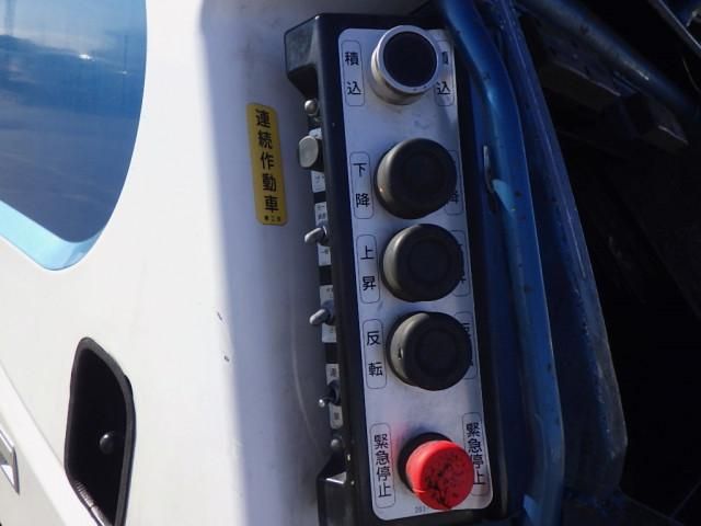 HINO DUTRO 2017 Image 31