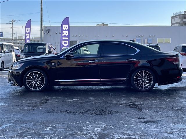 TOYOTA LEXUS LS600H 2014 Image 31