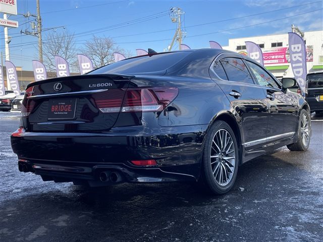 TOYOTA LEXUS LS600H 2014 Image 31