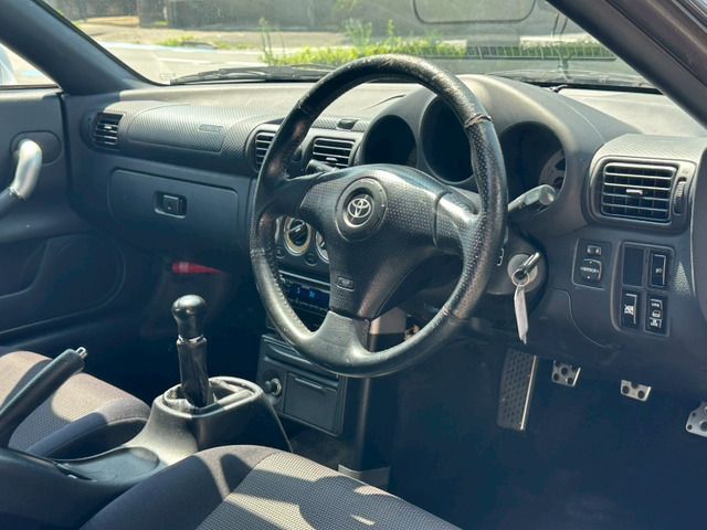 TOYOTA MR-S 2003 Image 31