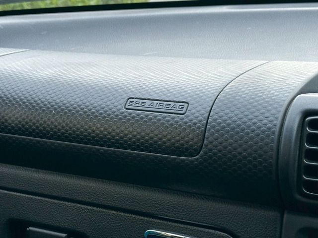 TOYOTA MR-S 2000 Image 31