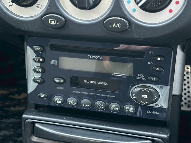 TOYOTA MR-S 2000 Image 31