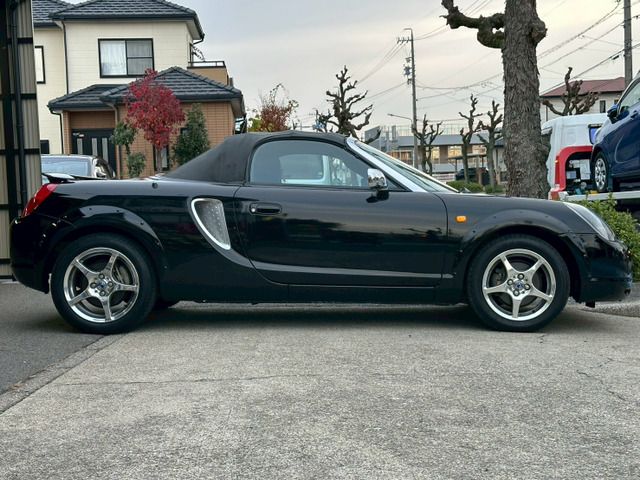 TOYOTA MR-S 2000 Image 31