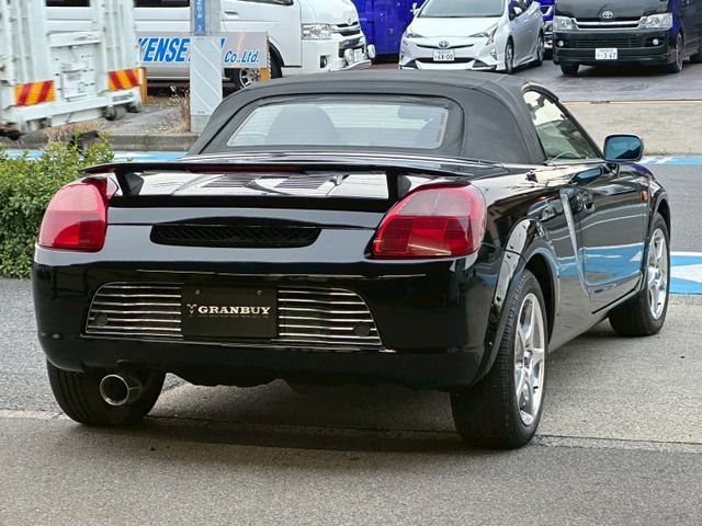 TOYOTA MR-S 2000 Image 31