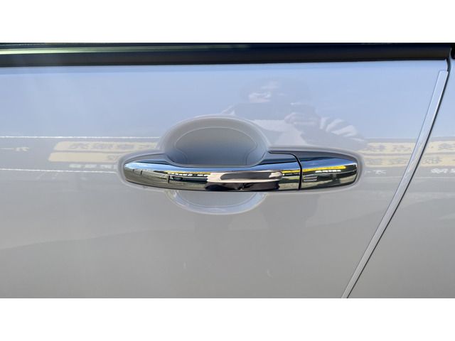 DAIHATSU ROCKY E-SMART HYBRID 2025 Image 31