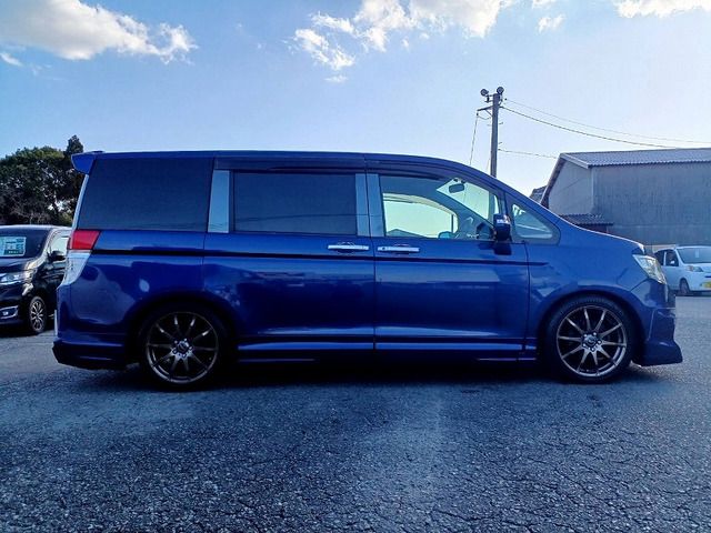 HONDA STEPWAGON SPADA 2010 Image 31