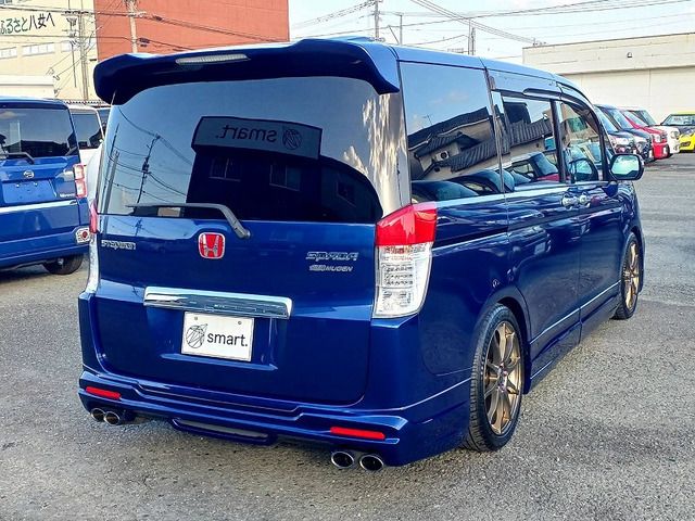 HONDA STEPWAGON SPADA 2010 Image 31