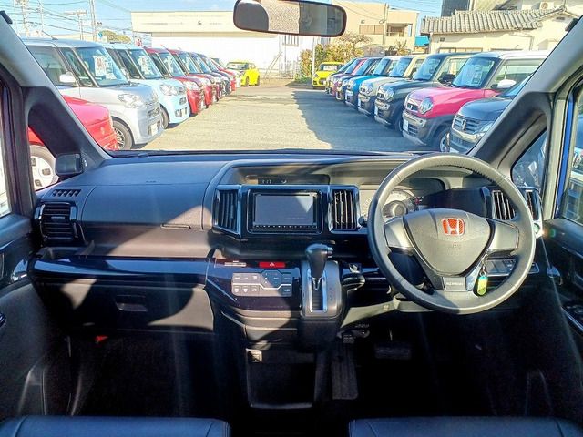 HONDA STEPWAGON SPADA 2010 Image 31