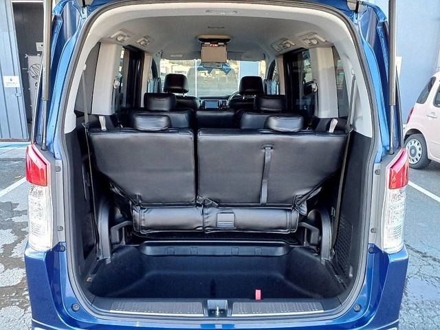 HONDA STEPWAGON SPADA 2010 Image 31