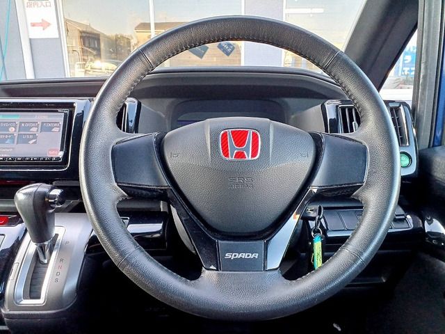 HONDA STEPWAGON SPADA 2010 Image 31